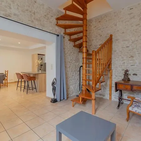 Charmante Maison Au Calme بيت للعطل